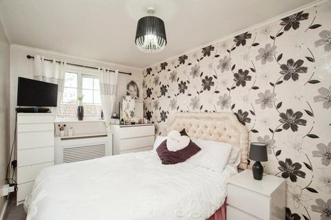 14 Hamilton Mead, Bovingdon, Hemel Hempstead, HP3 0JF