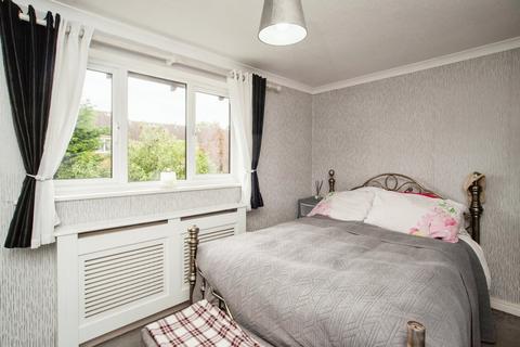 14 Hamilton Mead, Bovingdon, Hemel Hempstead, HP3 0JF
