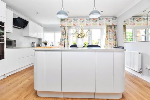 4 bedroom terraced house for sale, Gainsborough Square, Bexleyheath, Kent, DA6