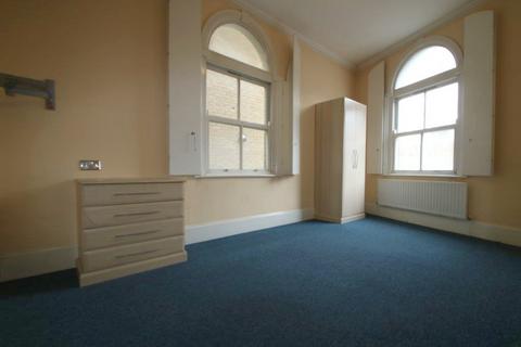 1 bedroom flat to rent, Dalston Lane, London E8