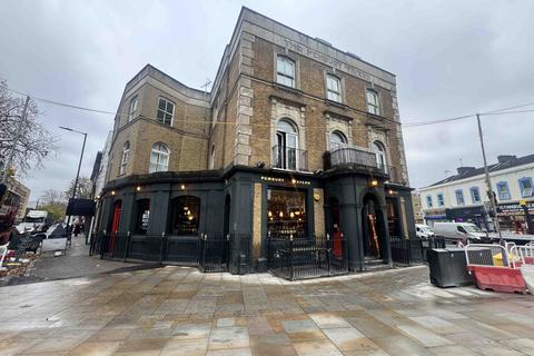 1 bedroom apartment to rent, Dalston Lane, London E8