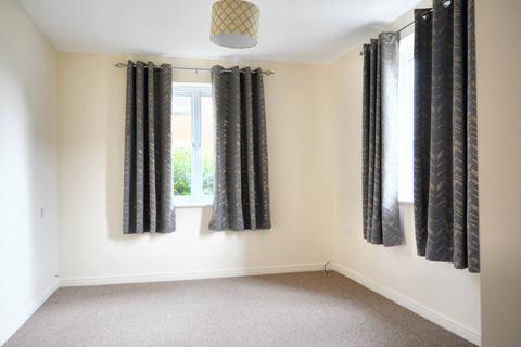 2 bedroom apartment to rent, Countess Avenue, Bridgwater