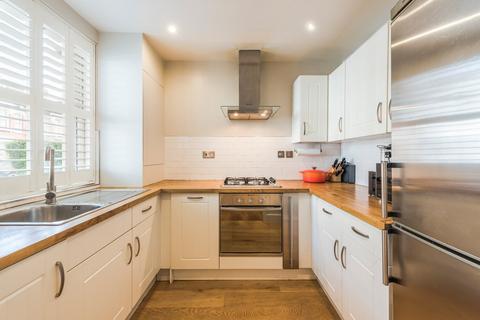 3 bedroom terraced house to rent, Hazledene Road, Chiswick W4