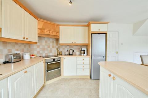 3 bedroom semi-detached house for sale, Leasyde Walk, Fellside Park, Whickham