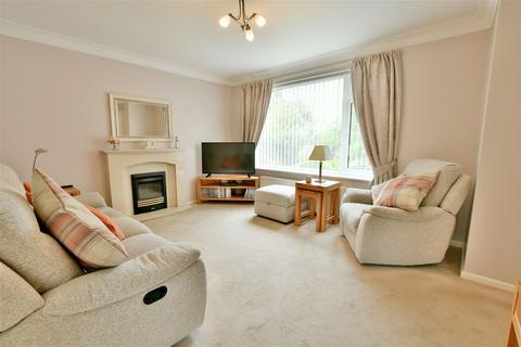 3 bedroom semi-detached house for sale, Leasyde Walk, Fellside Park, Whickham