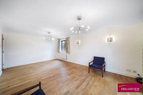 2 bedroom apartment for sale, CANTERBURY COURT, WOODLANDS, GREATER LONDON, NW11