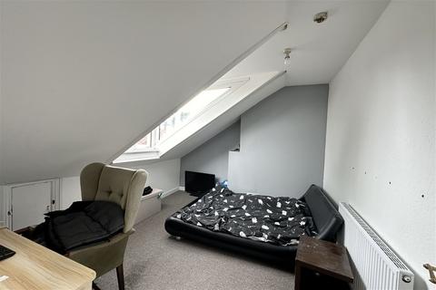 4 bedroom block of apartments for sale, Albany Street, Hull HU3
