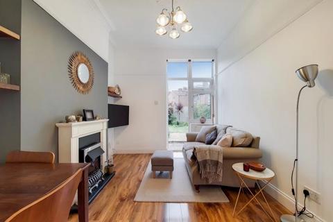 1 bedroom flat for sale, Flat 2, 72 Welldon Crescent, Harrow, London, HA1 1QR