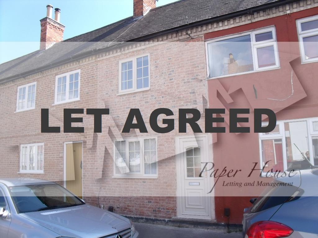 Easthorpe Street, Ruddington... 2 bed terraced house to rent £900 pcm