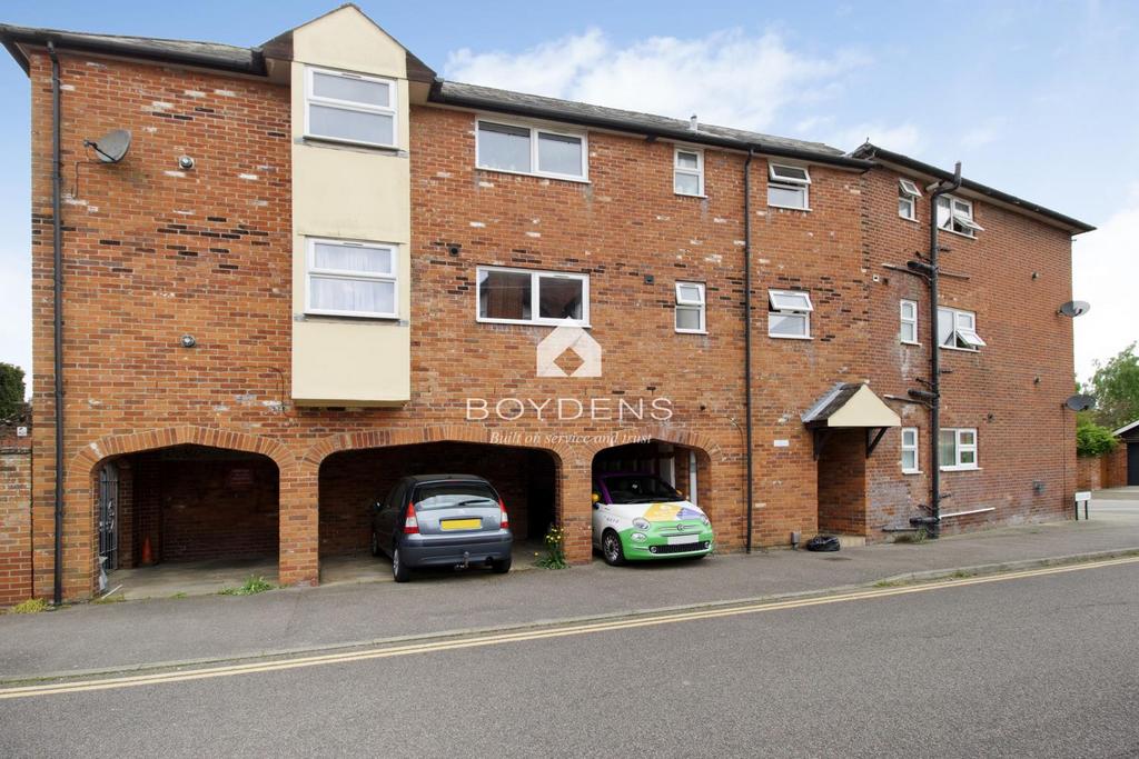48 Inglis Road, COLCHESTER CO3 Studio to rent £625 pcm (£144 pw)