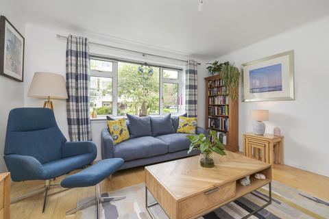 2 bedroom ground floor flat for sale, 78 Falcon Court, Edinburgh, EH10 4AG