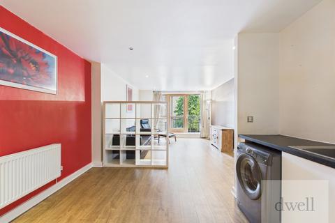2 bedroom flat to rent, Regents Quay, City Centre, Leeds, LS10