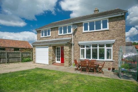 4 bedroom detached house for sale, Firthland Road, Pickering, North Yorkshire