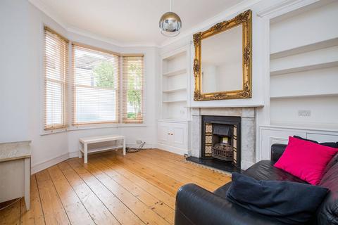 2 bedroom flat to rent, Sugden Road, Clapham Common North Side, London, SW11
