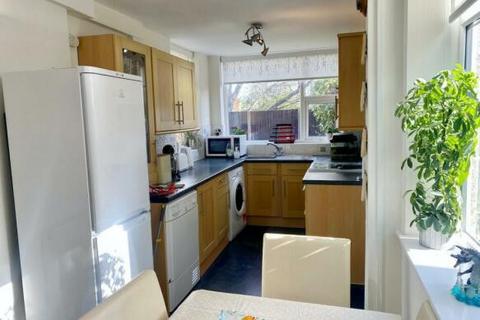 3 bedroom semi-detached house to rent, St. Andrews Road North, Lytham St. Annes, Lancashire, FY8