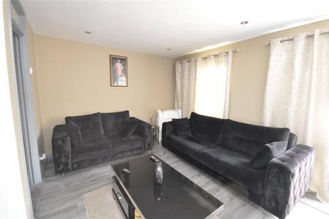 17 Cottingley Approach, Leeds, LS11 0HQ