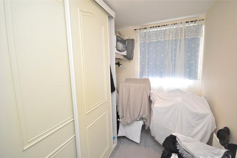17 Cottingley Approach, Leeds, LS11 0HQ