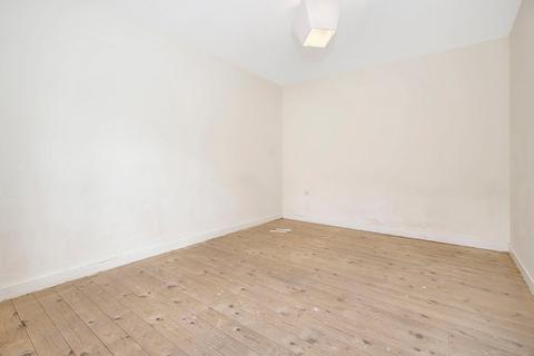 3 Burnside North, Cupar, KY15 4DG