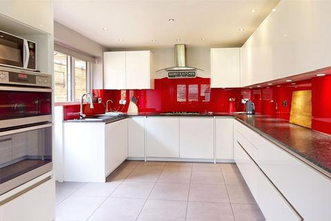 4 bedroom detached house for sale, Lee Woottens Lane, KINGSWOOD, Basildon, Essex, SS16