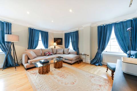Fulham Road, Chelsea, London, SW3