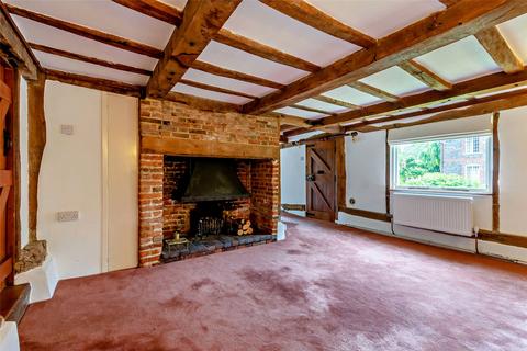 Somers Cottage Camer Street, Meopham, Gravesend, DA13 0XR