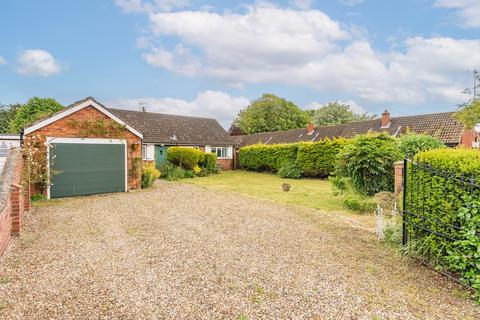 3 bedroom detached bungalow for sale, Howards Way, Cawston
