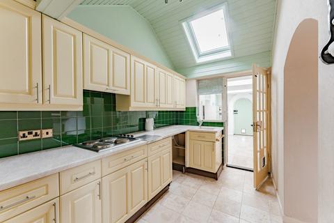 3 bedroom detached bungalow for sale, Howards Way, Cawston