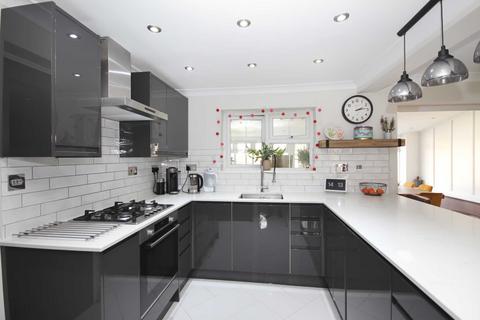 4 bedroom end of terrace house for sale, Clintons Green, Bracknell RG42