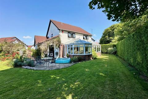 4 bedroom detached house for sale, Bramley Close, Sandford