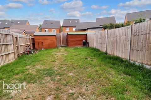 3 bedroom semi-detached house for sale, Lilburn Avenue, Royston