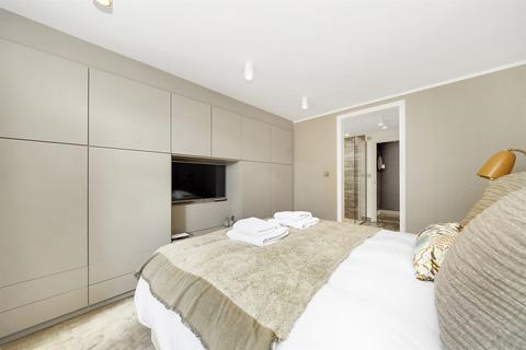 2 bedroom flat for sale, Lexham Gardens, London, W8