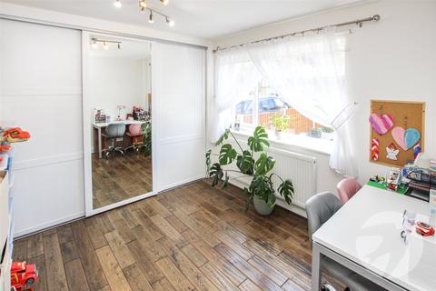 43 Cuff Crescent, London, SE9 5RF