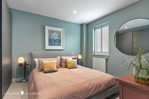 31 Tryon Crescent, London, E9 7RY
