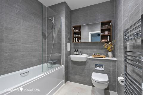 31 Tryon Crescent, London, E9 7RY