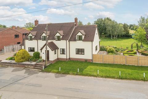 4 bedroom detached house for sale, Gestingthorpe Road, Little Maplestead, Halstead, CO9