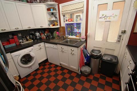undefined, York Road, Byfleet KT14