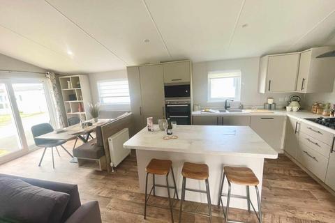 3 bedroom holiday lodge for sale, Newquay, Cornwall TR8