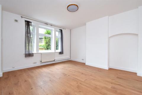 2 bedroom terraced house to rent, Playgreen Way, London, SE6 3HR