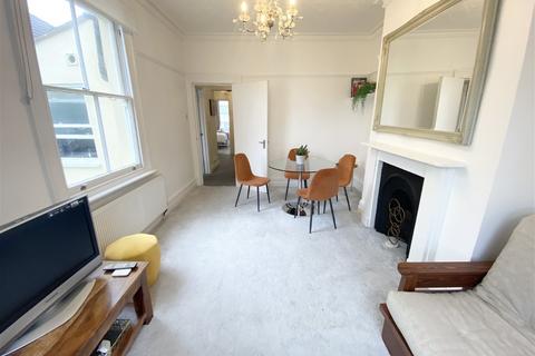 2 bedroom apartment for sale, Victoria Terrace, Hove, BN3 2WB