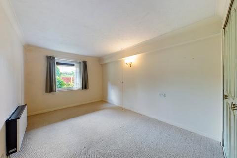 2 bedroom apartment for sale, Oak Road, Southgate, Crawley, West Sussex, RH11