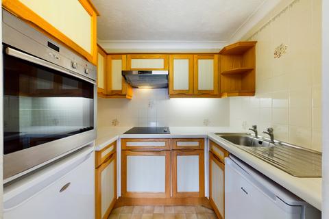 2 bedroom apartment for sale, Oak Road, Southgate, Crawley, West Sussex, RH11