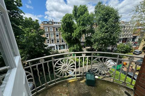 3 bedroom penthouse for sale, Chalcot Gardens, Loondon NW3