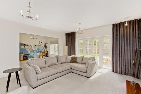 32 Kings View Crescent, Ratho, Newbridge, EH28 8AF