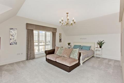 32 Kings View Crescent, Ratho, Newbridge, EH28 8AF