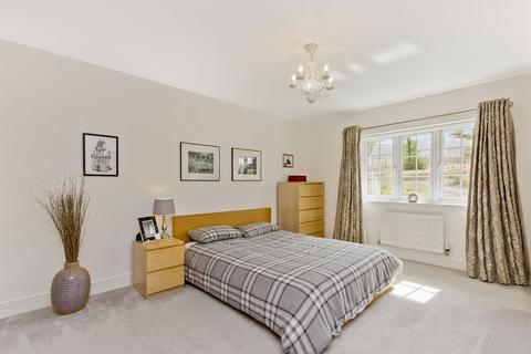 32 Kings View Crescent, Ratho, Newbridge, EH28 8AF