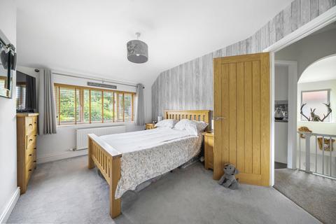 139 Banstead Road, Caterham, CR3 5QN