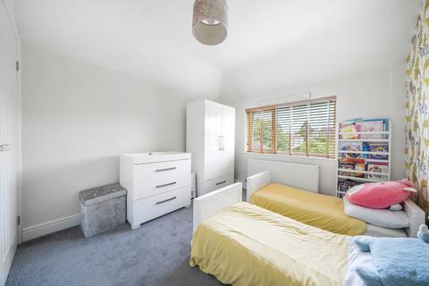 139 Banstead Road, Caterham, CR3 5QN