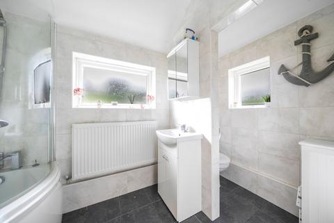139 Banstead Road, Caterham, CR3 5QN