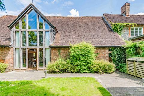 3 bedroom barn conversion for sale, Winchester Road, Southampton SO32
