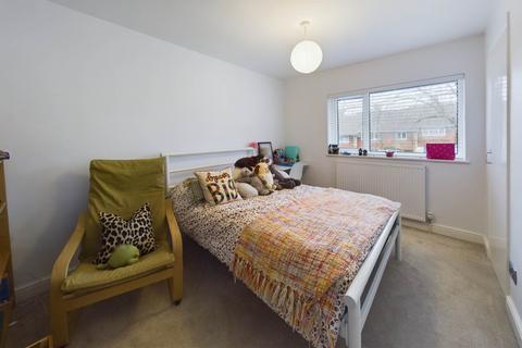 56 Lyne Way, Hemel Hempstead, HP1 3PN